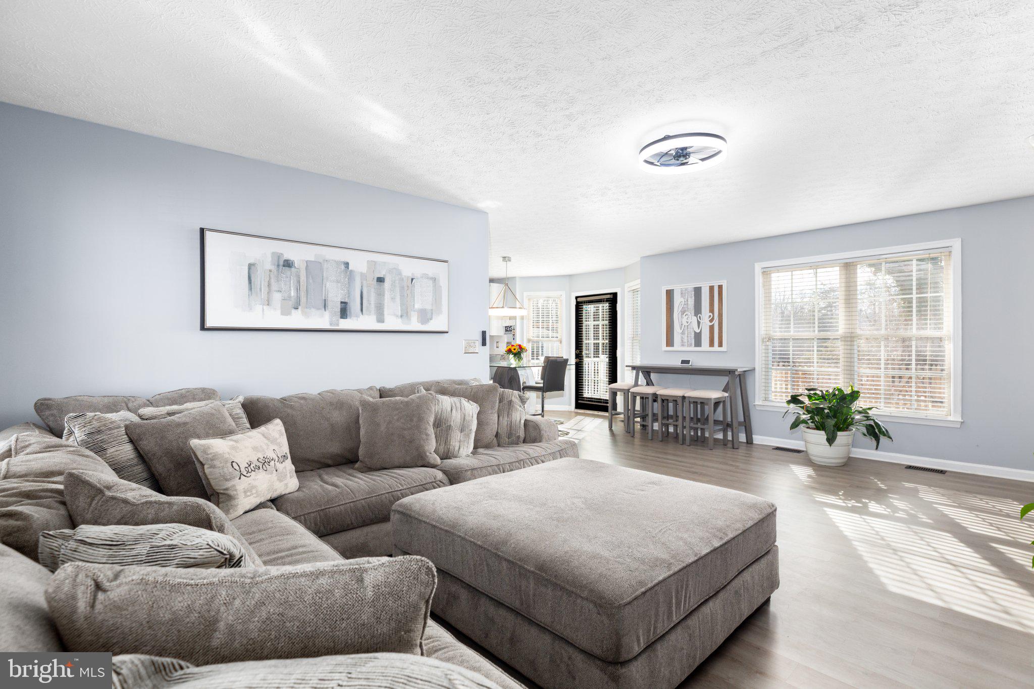 6002 Sunny Meadows DRIVE