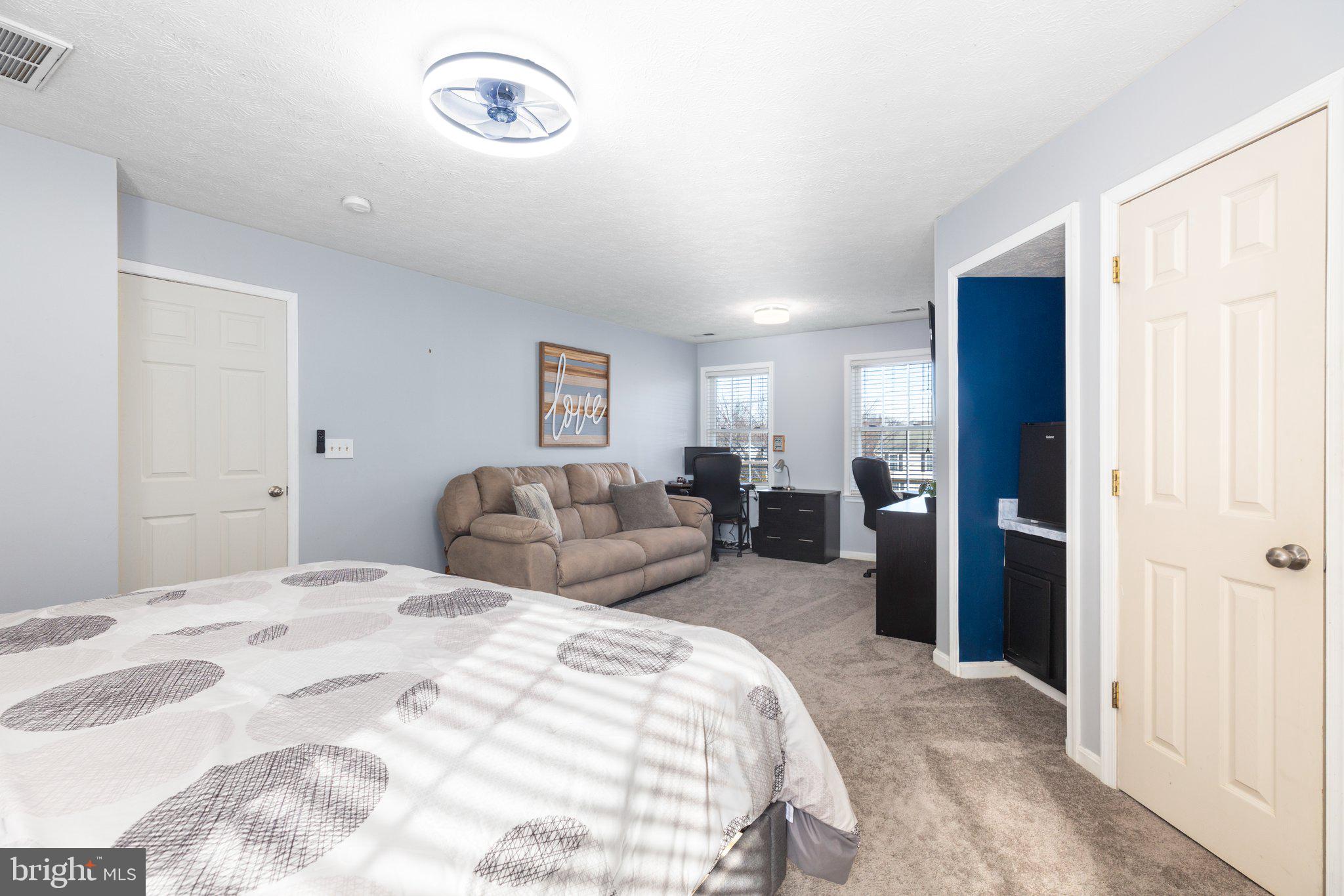 6002 Sunny Meadows DRIVE