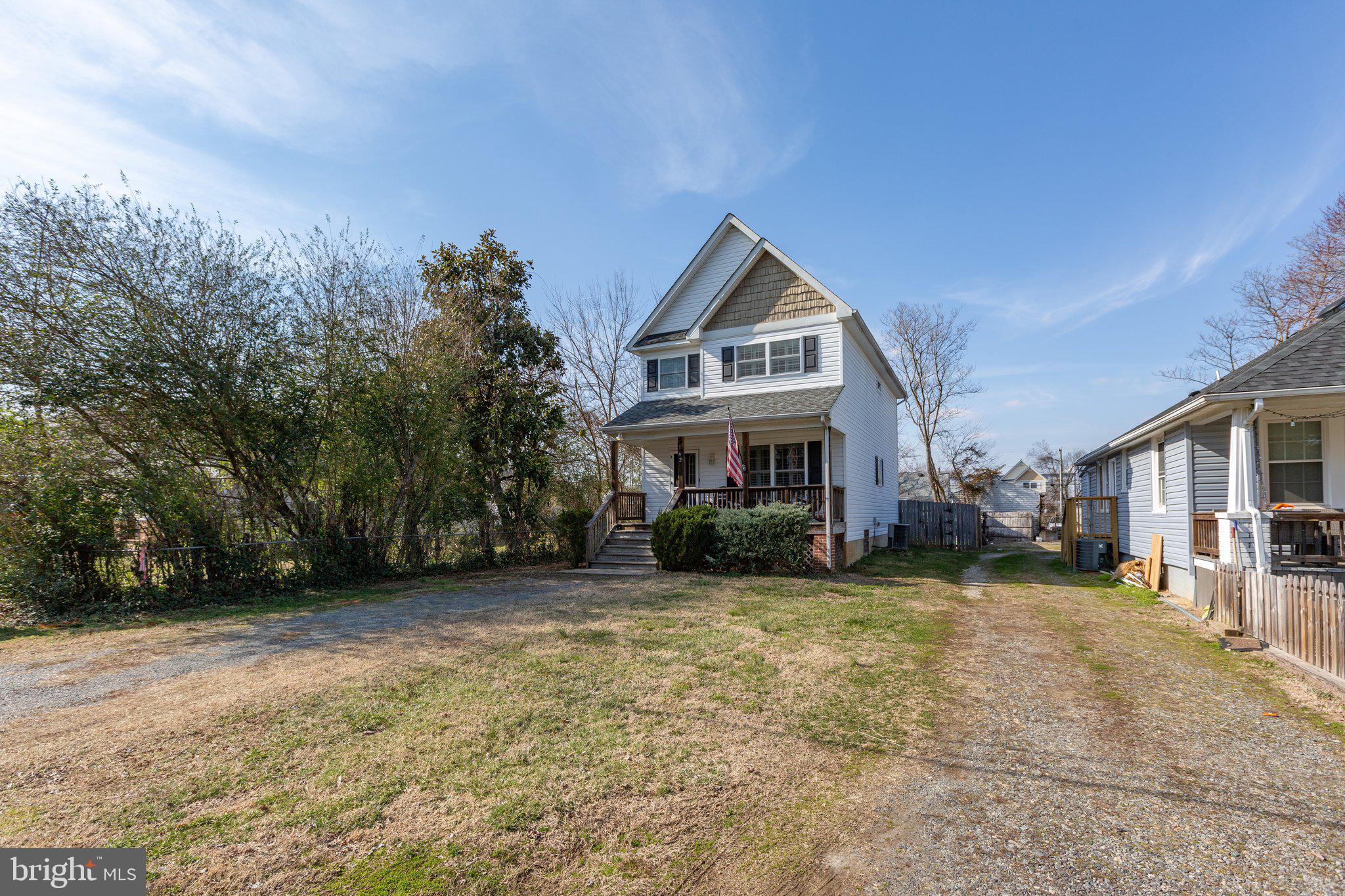 162 Mansfield St