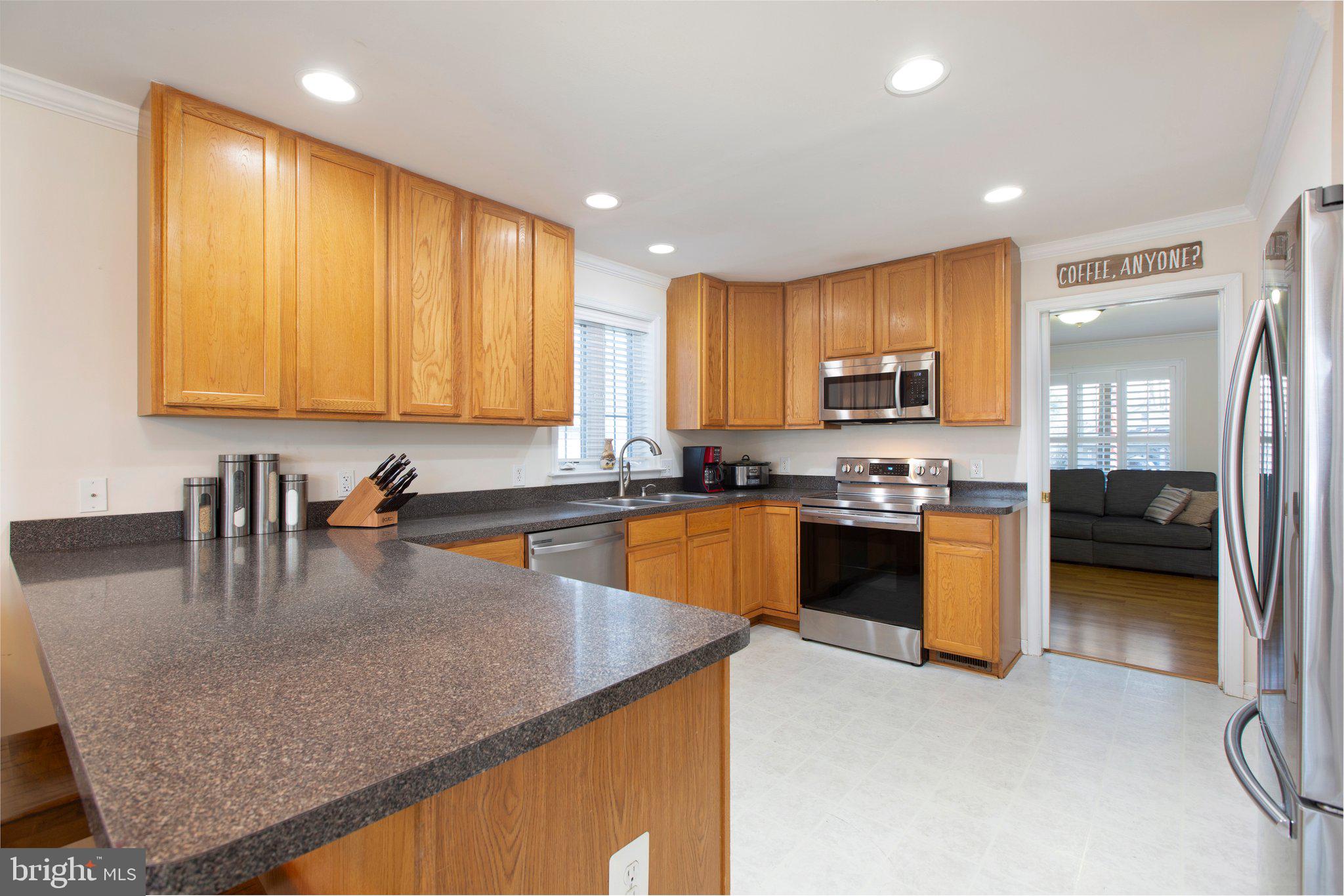 162 Mansfield St