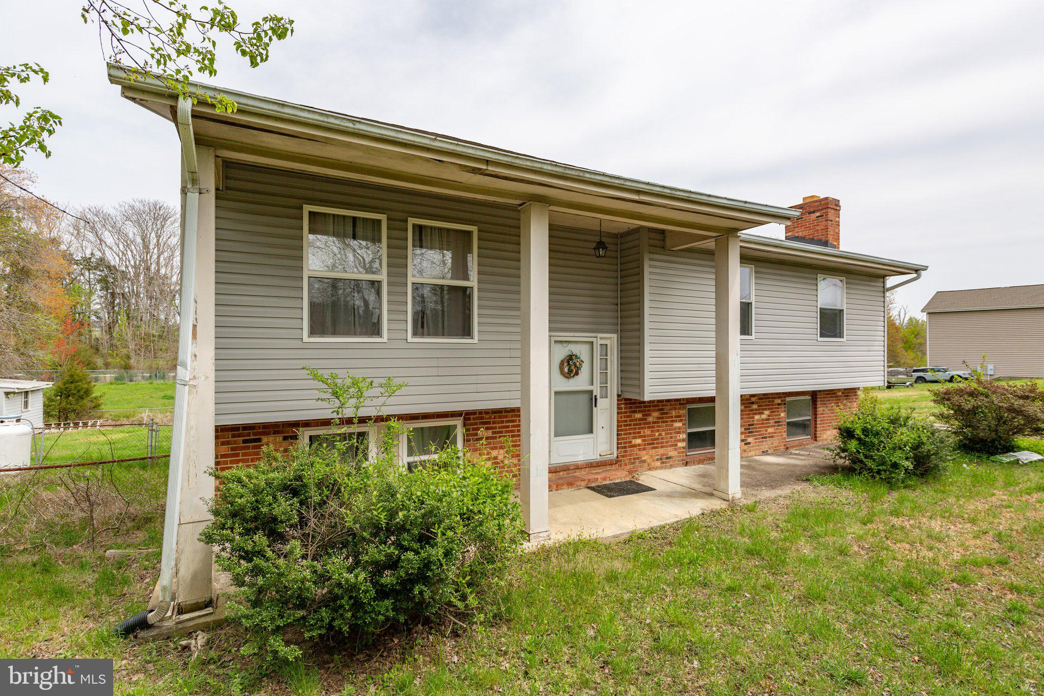 6211 Plank Rd