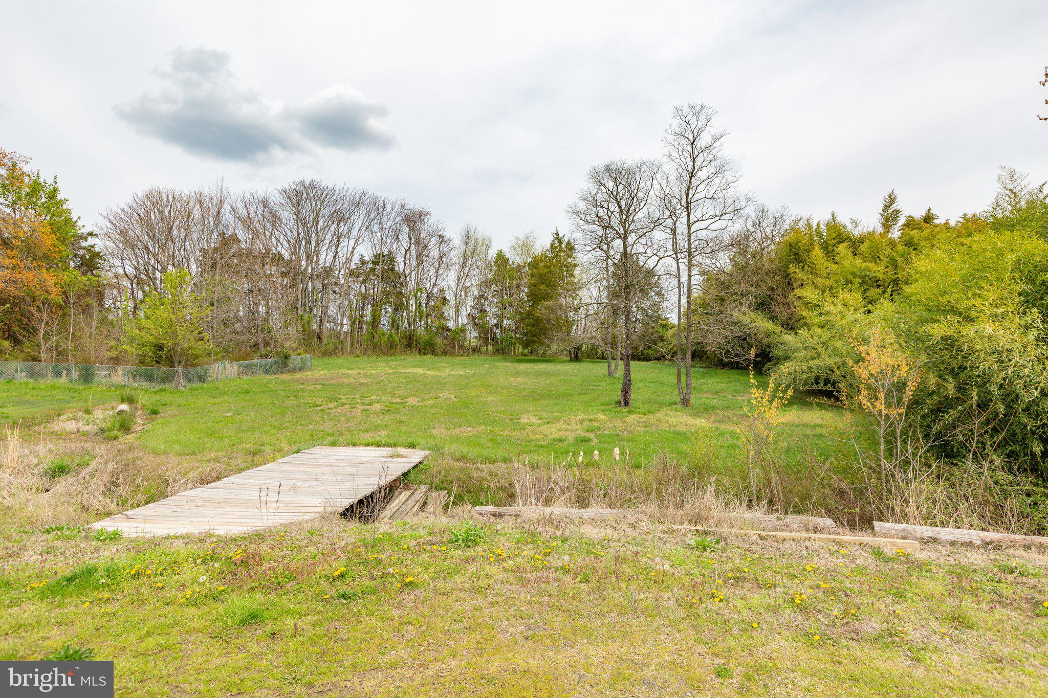 6211 Plank Rd