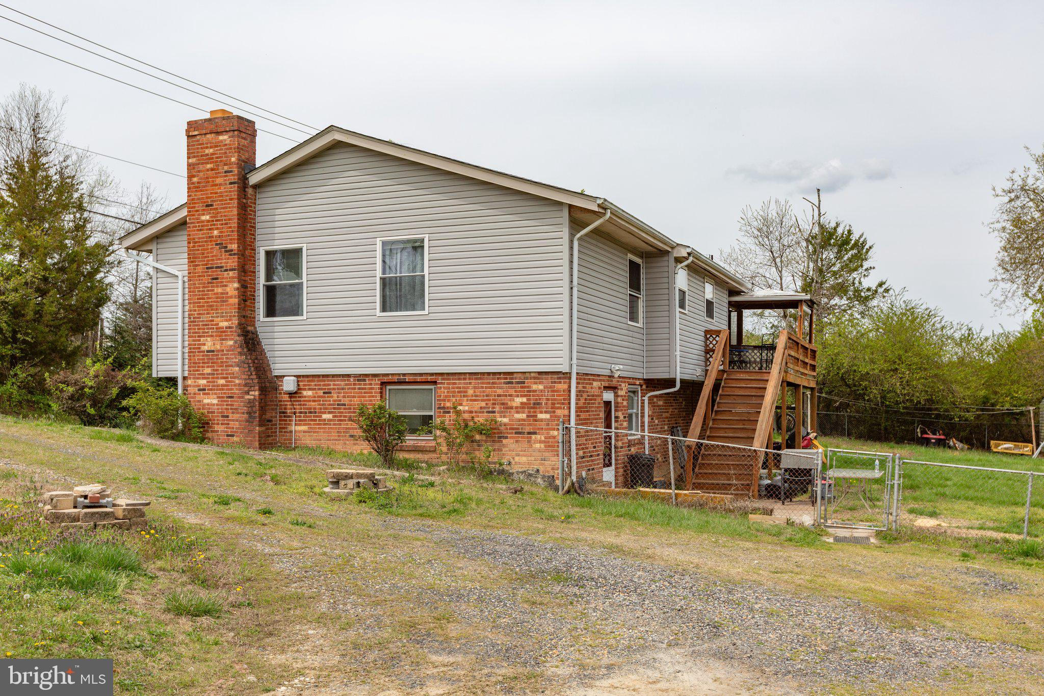 6211 Plank Rd