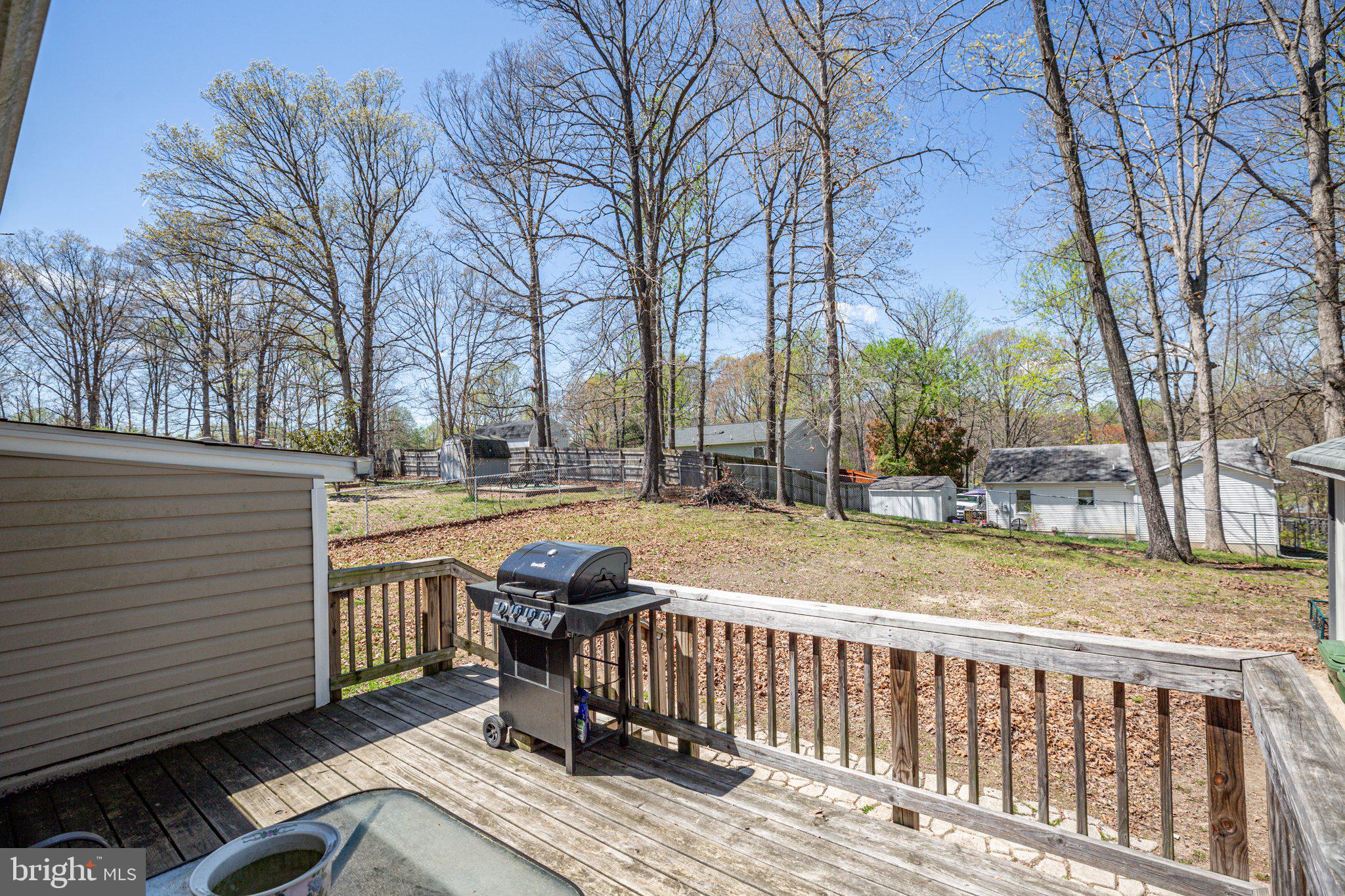 10915 Buckskin Ln
