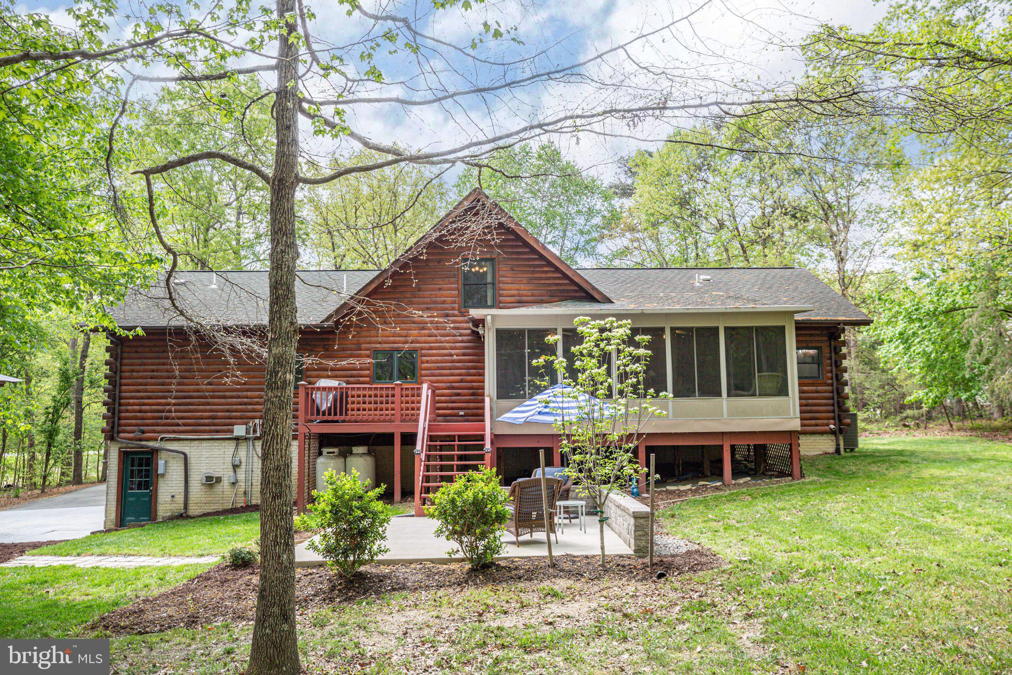 8803 Boulevard Of The Generals