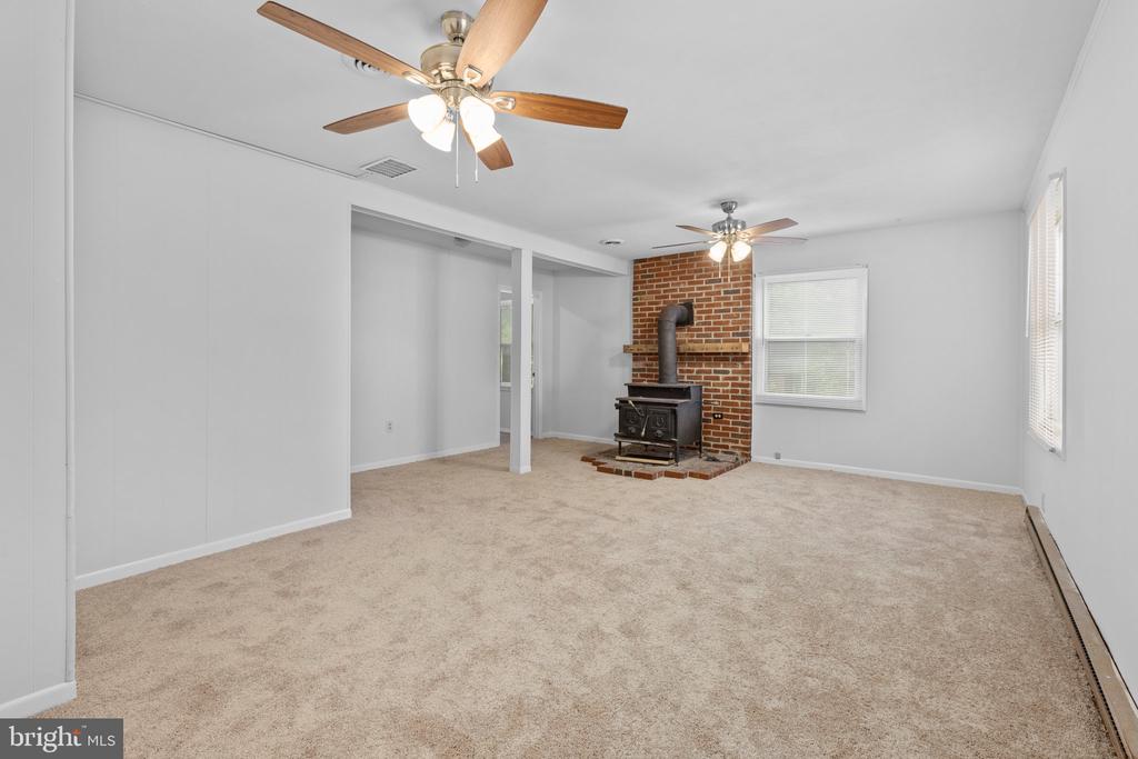 705 Kilarney Dr