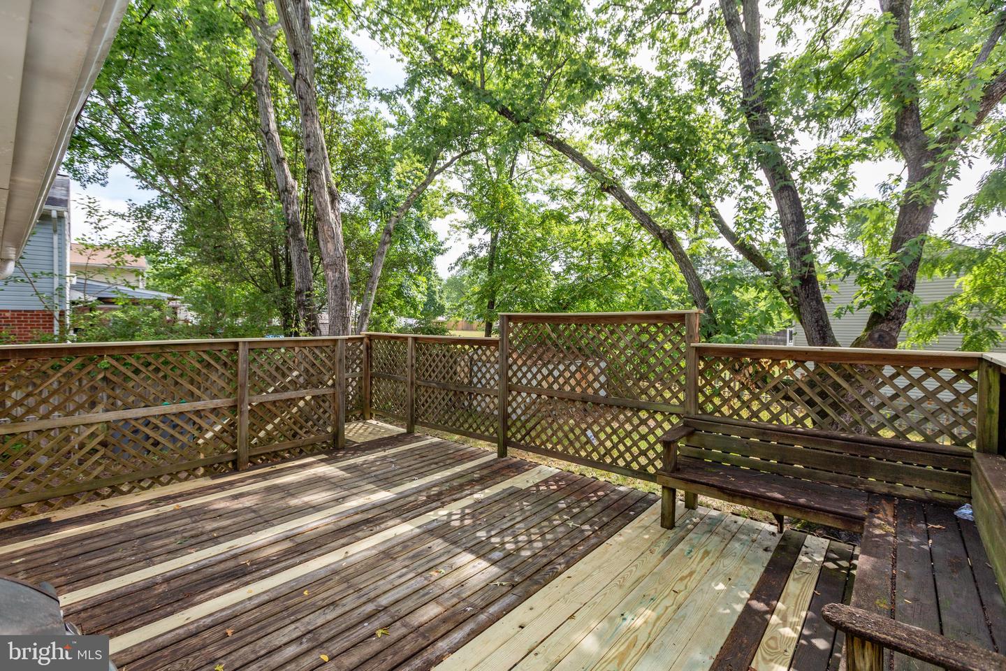 705 Kilarney Dr