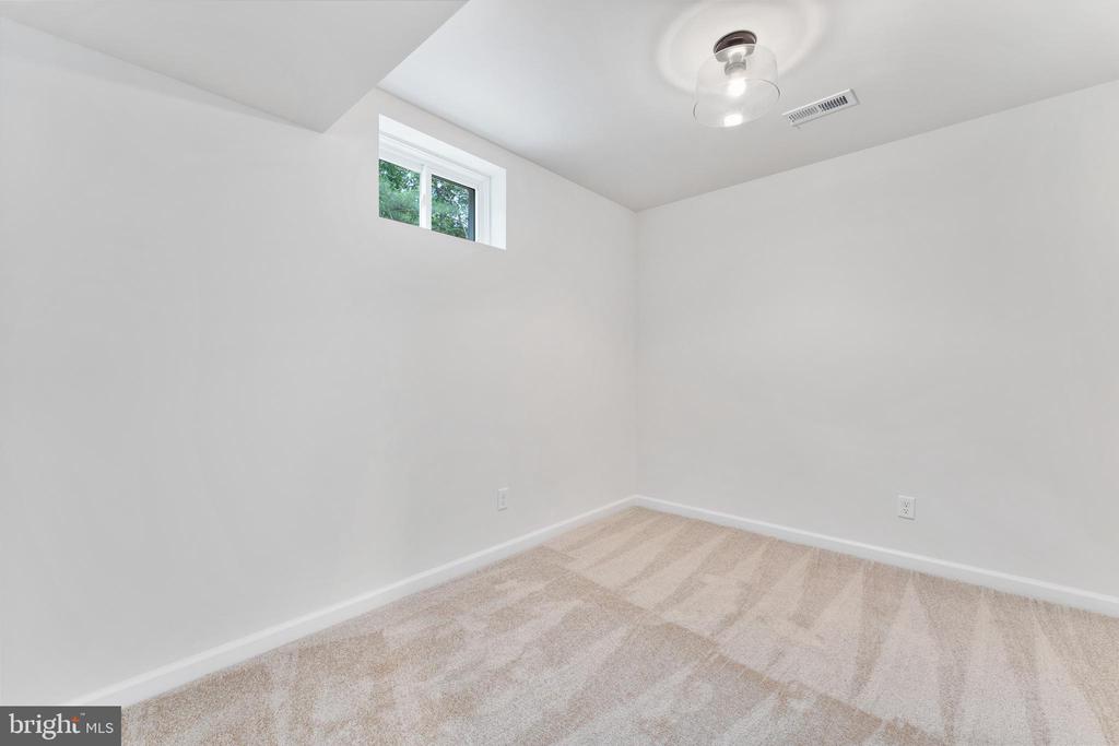 13534 Alva Brooks Ln
