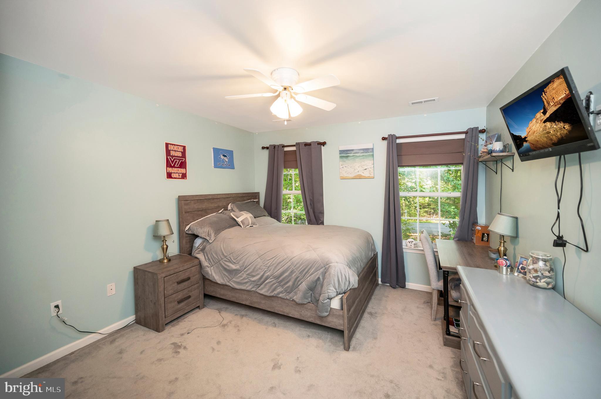 8205 HOWARD TRAIL