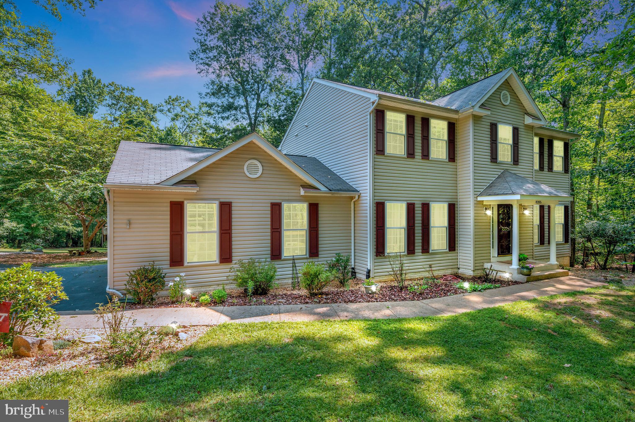 8205 HOWARD TRAIL