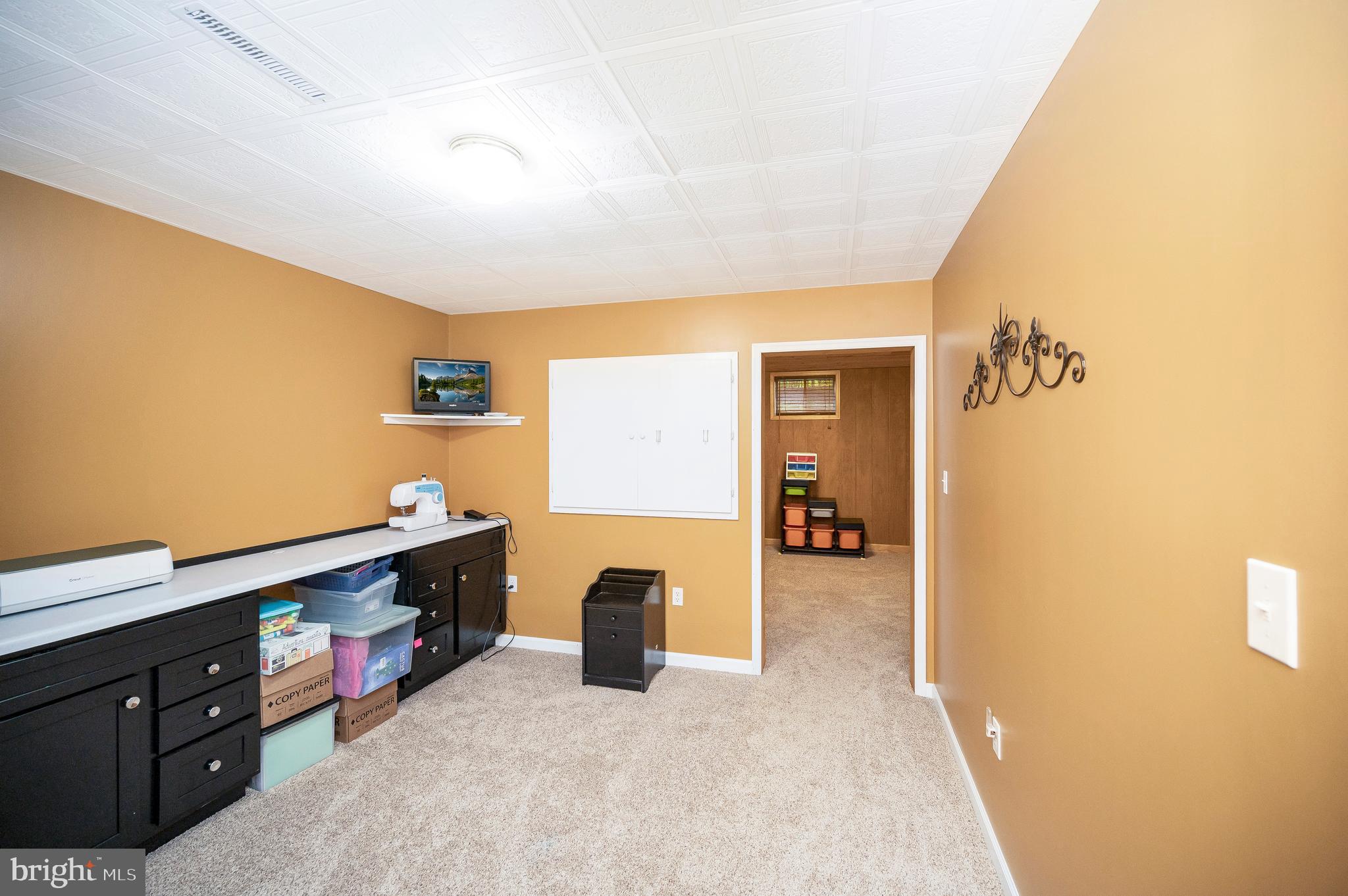 8205 HOWARD TRAIL