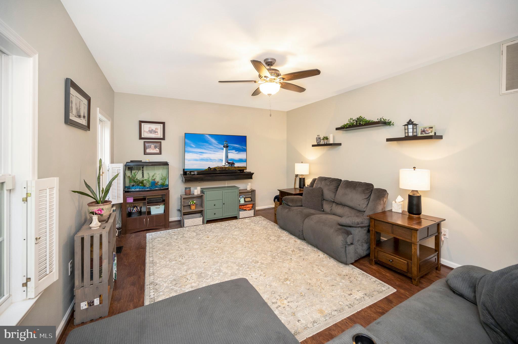 8205 HOWARD TRAIL