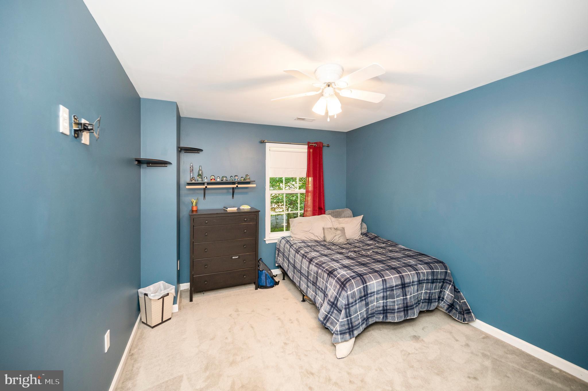 8205 HOWARD TRAIL