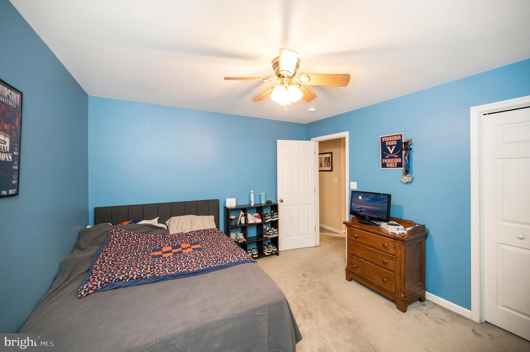8205 HOWARD TRAIL