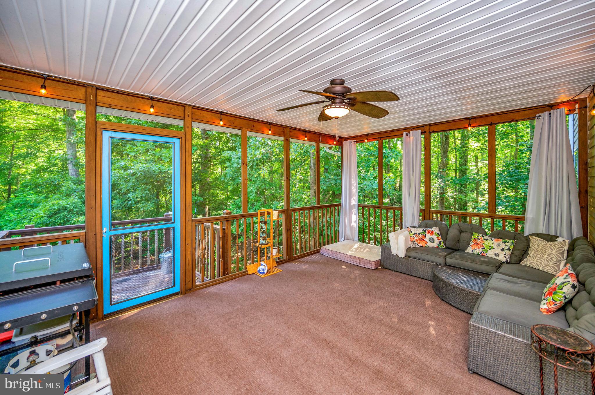 8205 HOWARD TRAIL