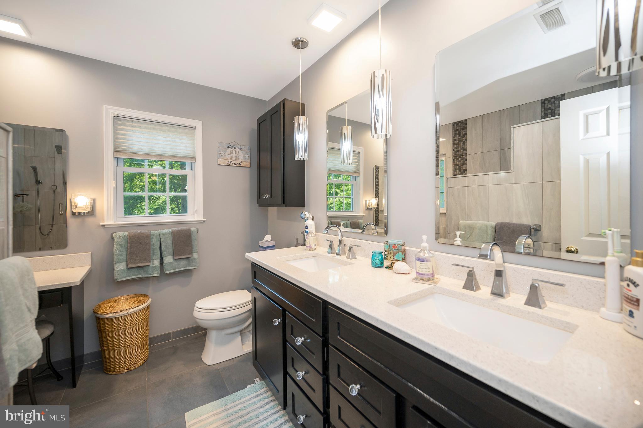 8205 HOWARD TRAIL