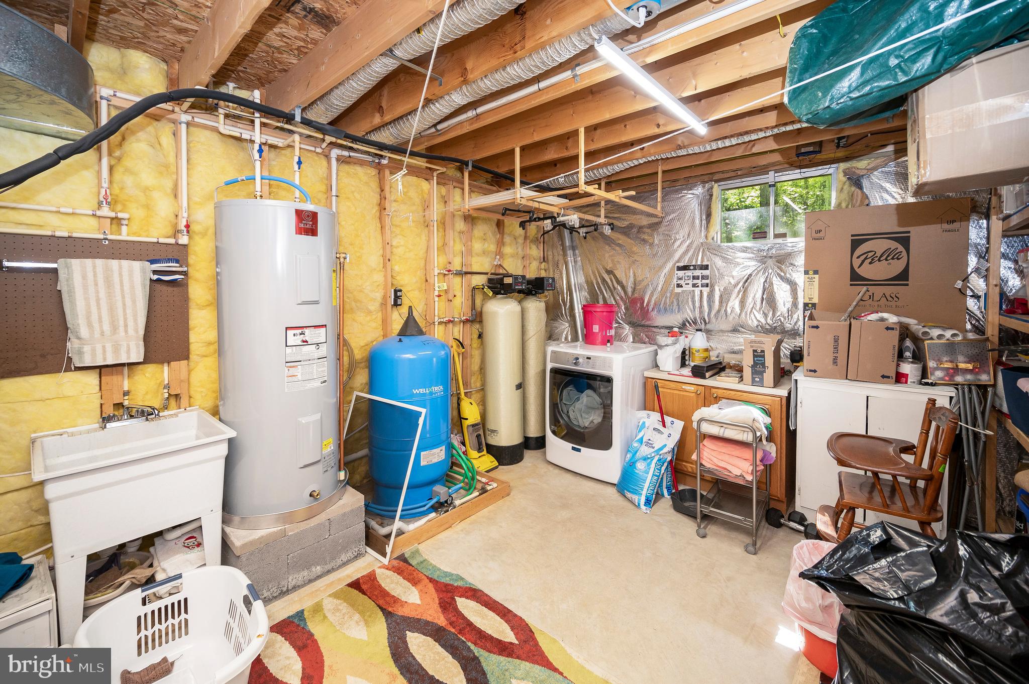 8205 HOWARD TRAIL