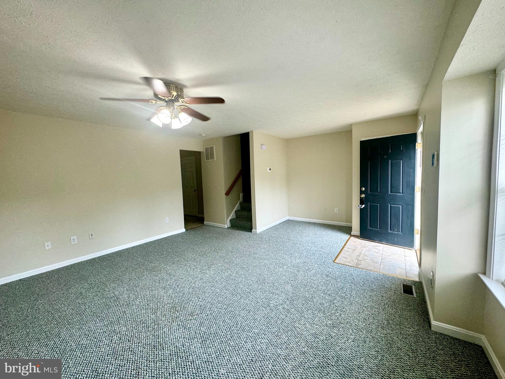 3909 SAINT MICHAELS SQUARE