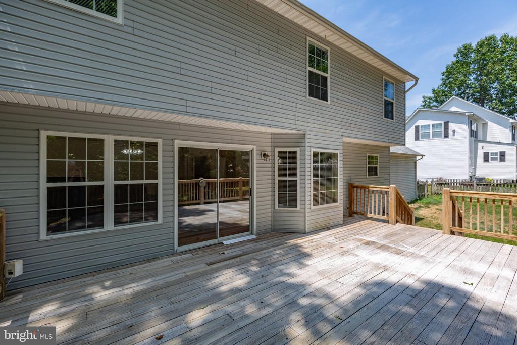 13007 Willow Point Dr