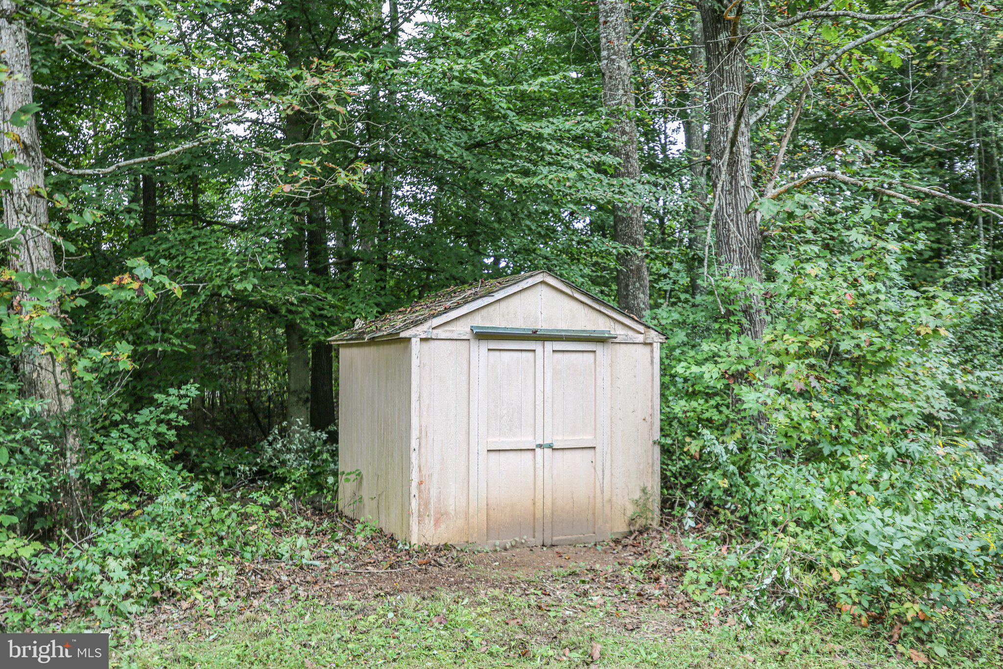 7946 Camp Town Rd