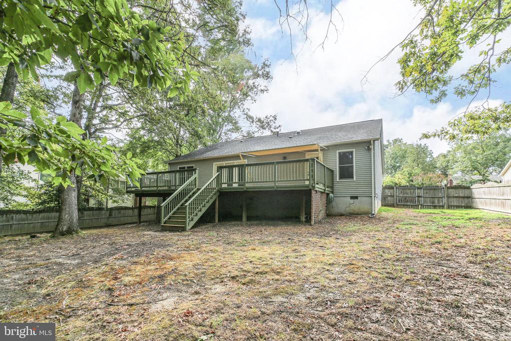 5208 Cedar Ridge Dr