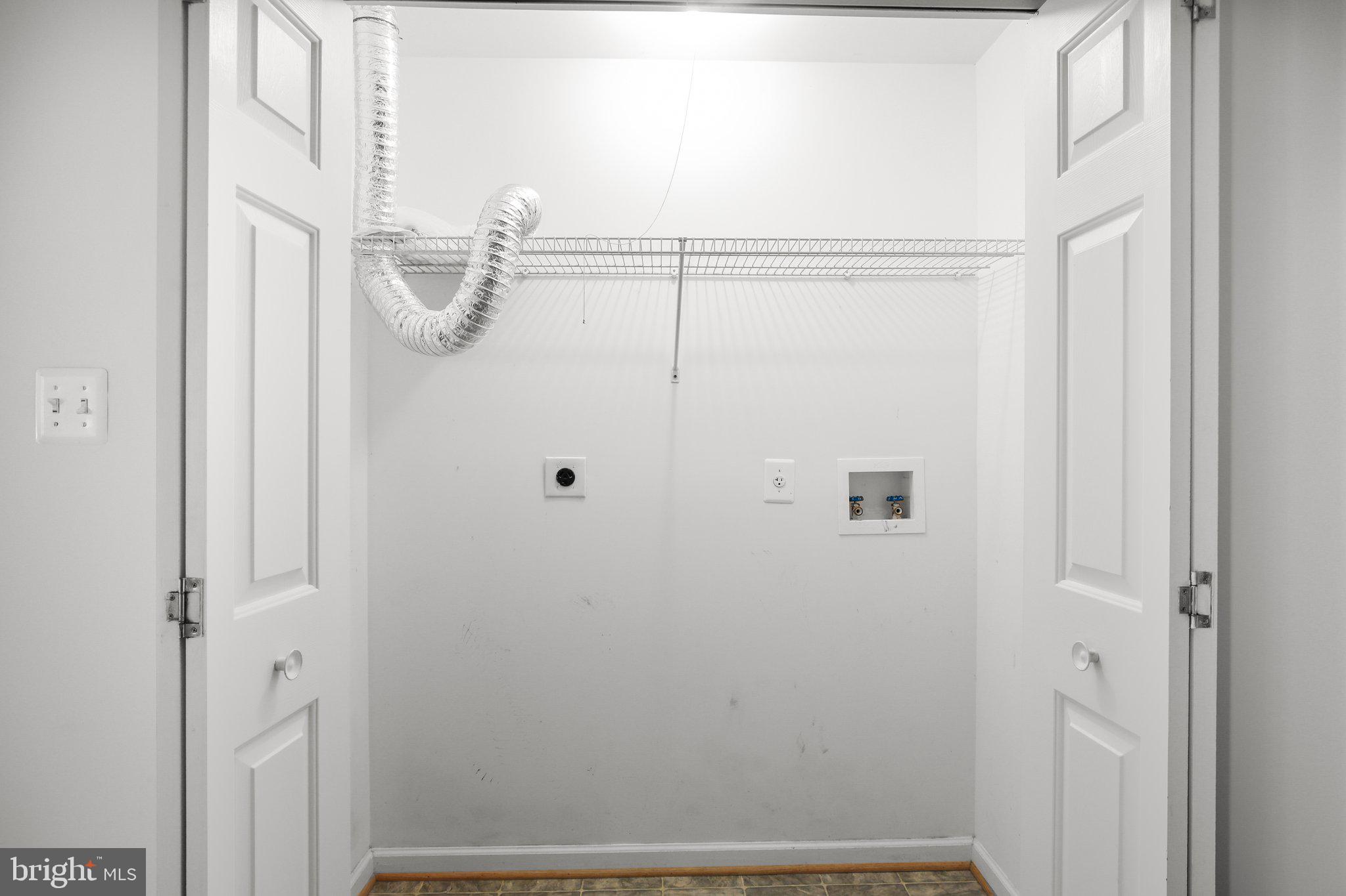 3906 Fountain Bridge Ct