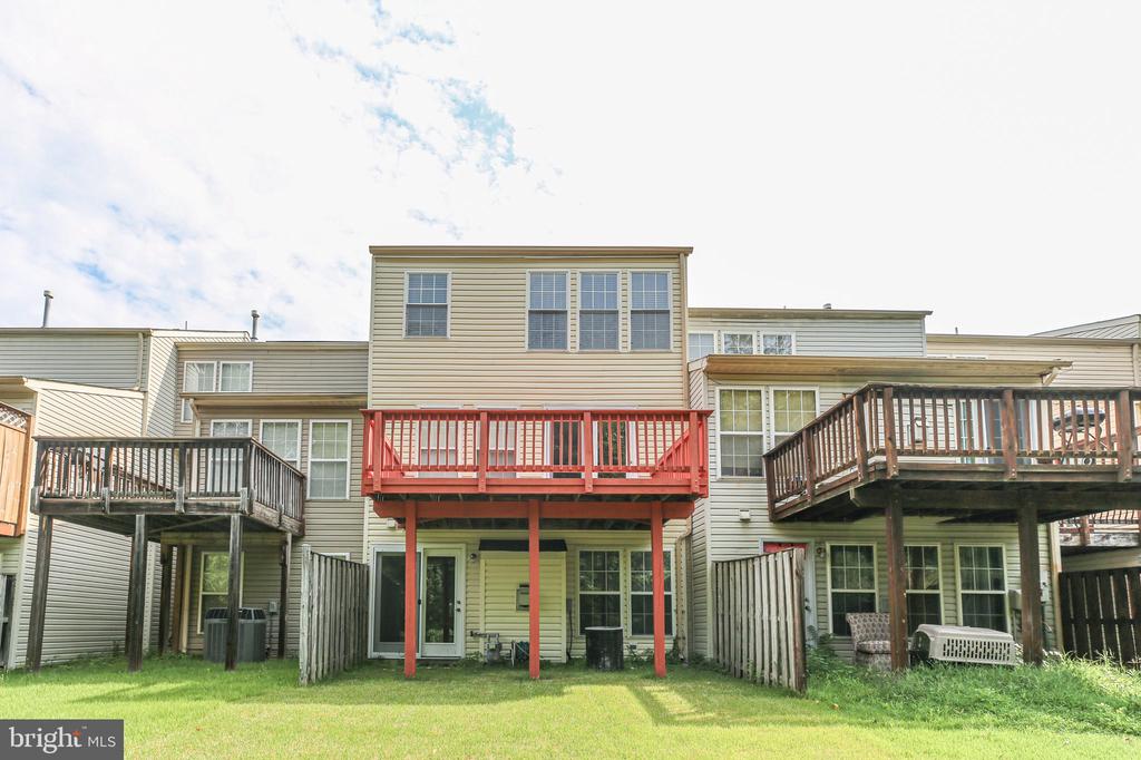 3906 Fountain Bridge Ct