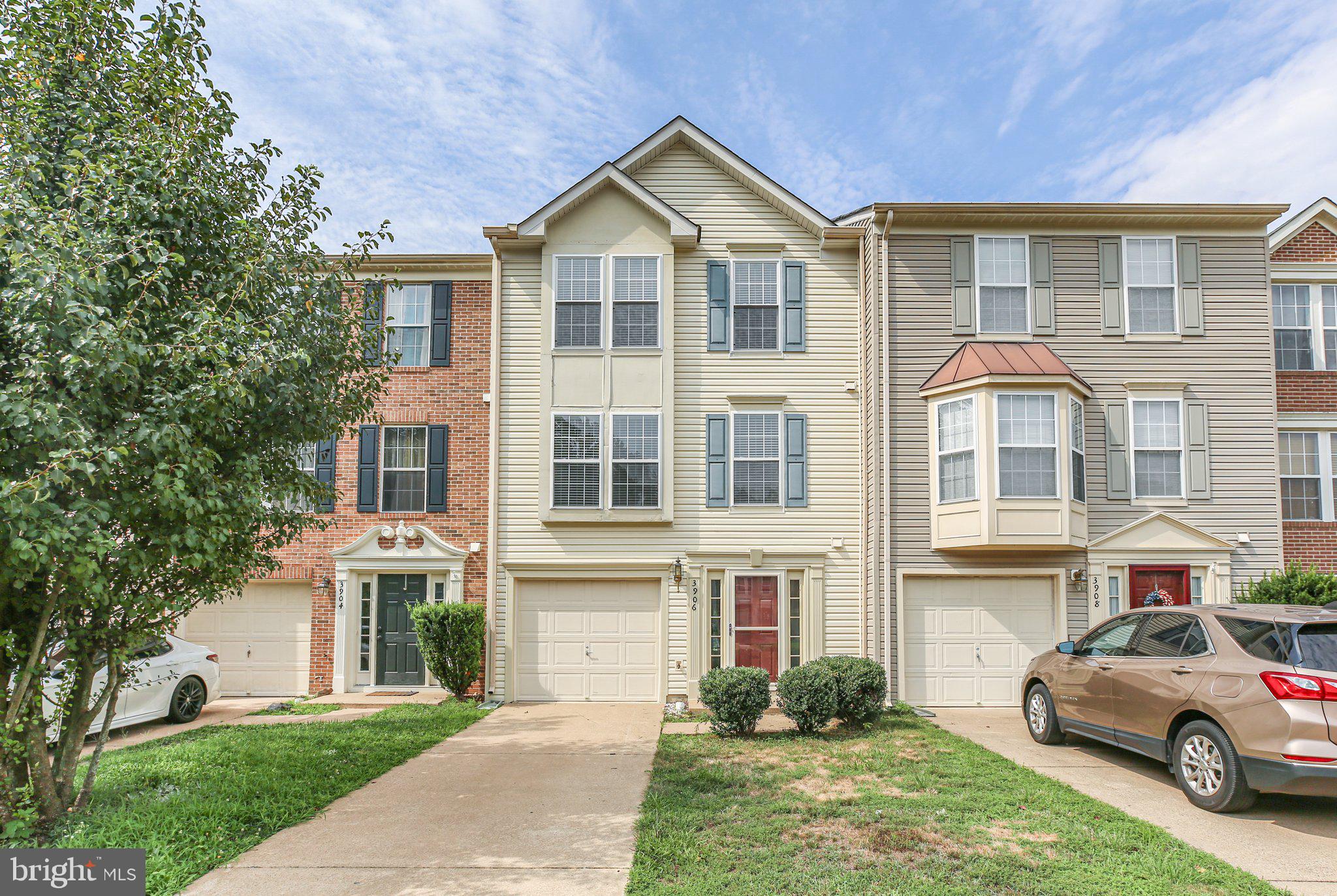 3906 Fountain Bridge Ct