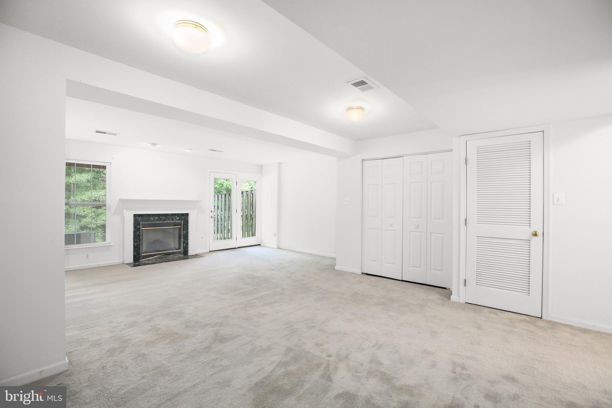 3906 Fountain Bridge Ct