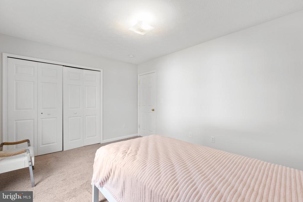 2405 Gifhorn Ct