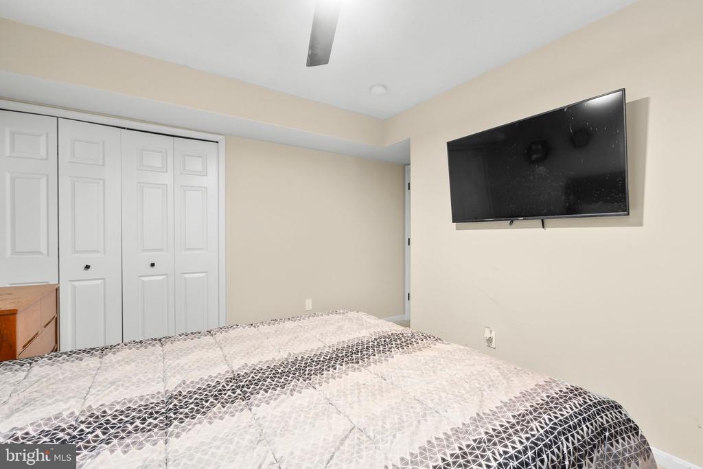 11118 Huntington Meadows Ln