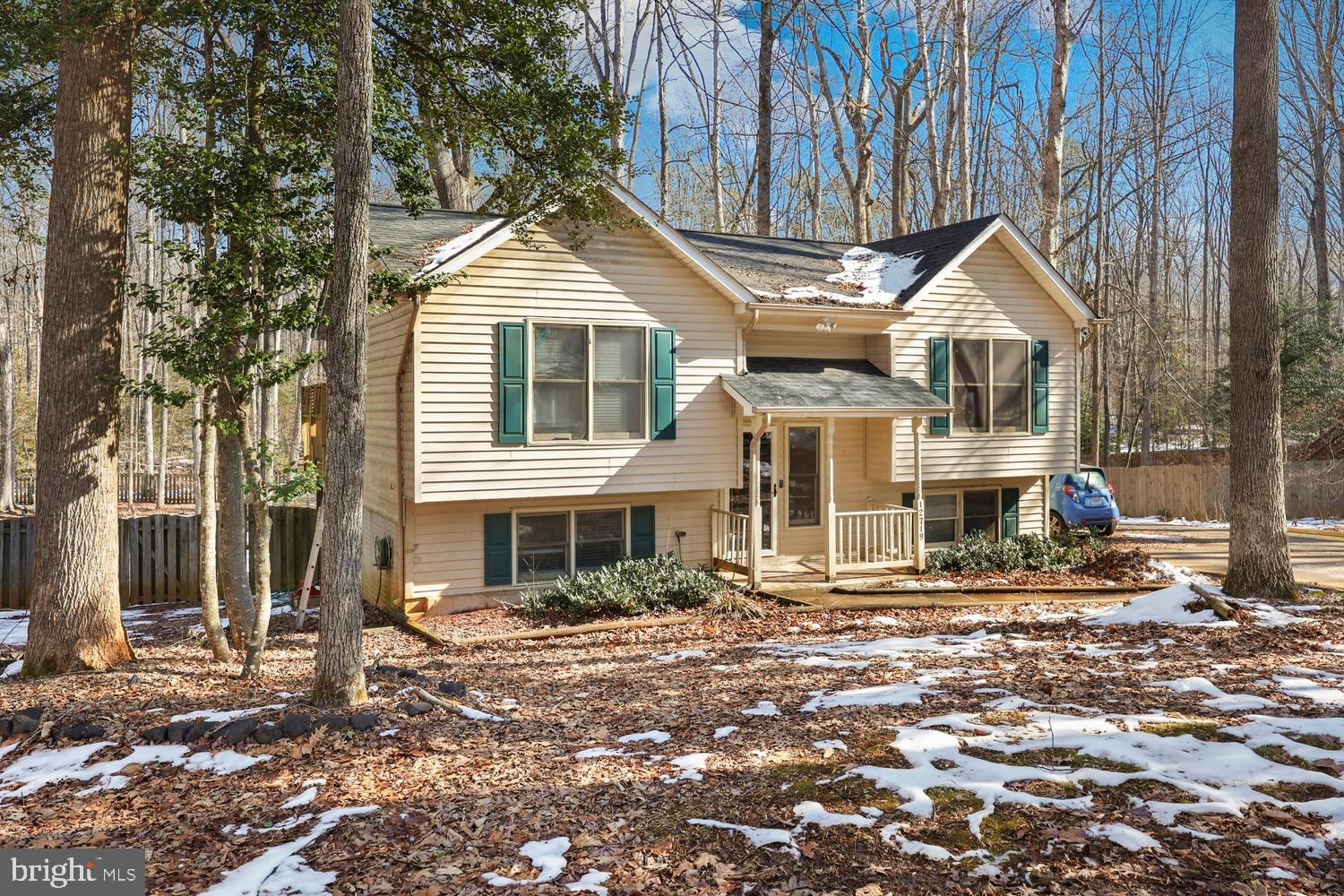 12719 PICKETT COURT
