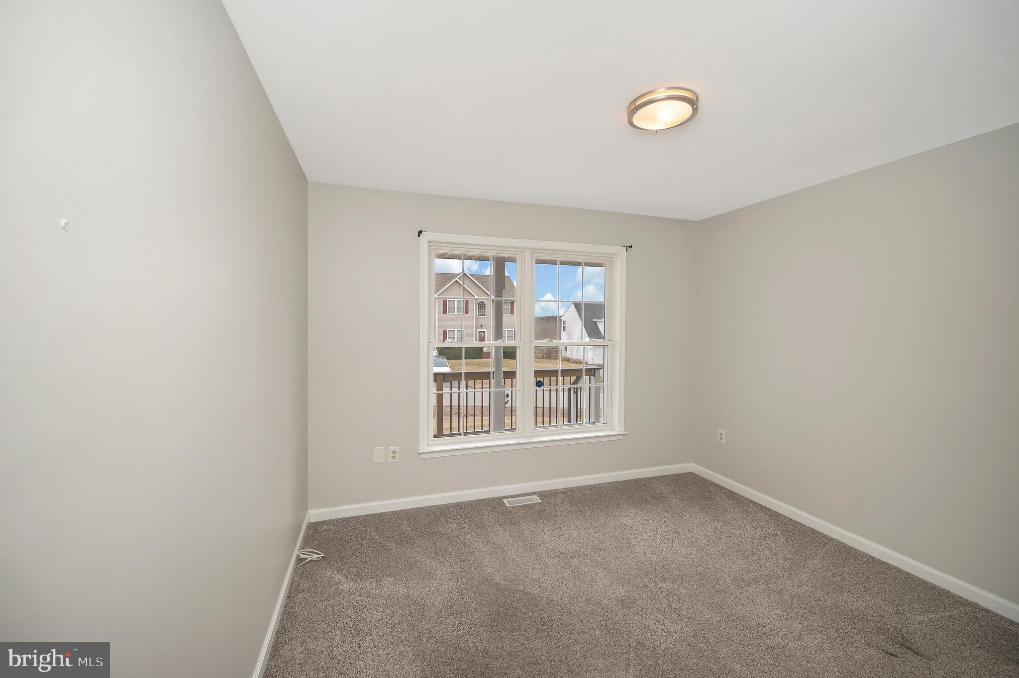 9807 MINUTEMAN COURT