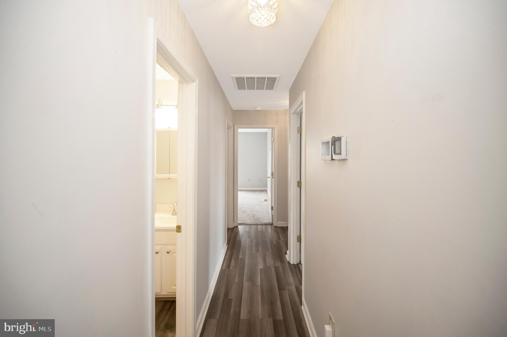 9807 MINUTEMAN COURT