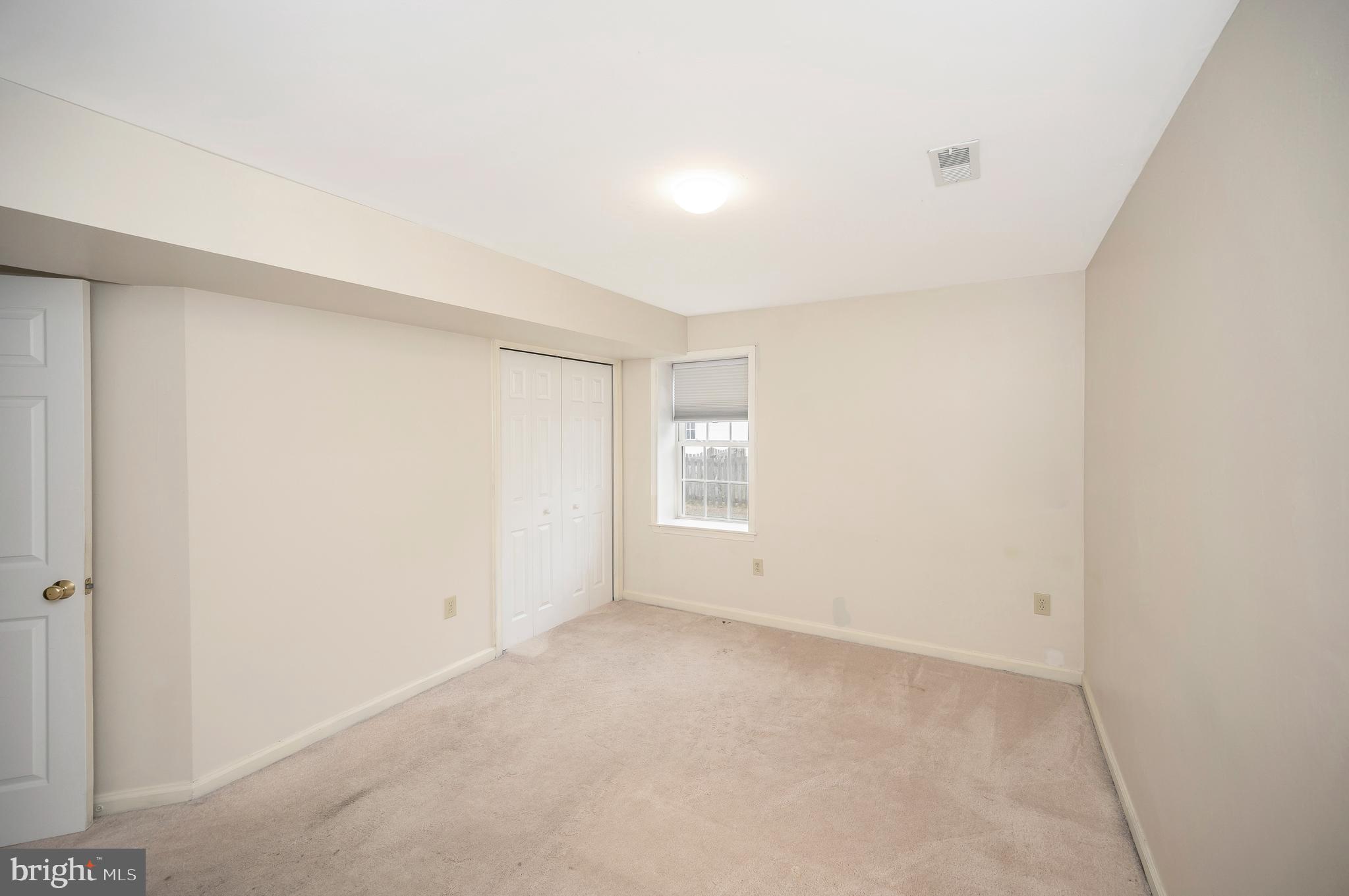 9807 MINUTEMAN COURT