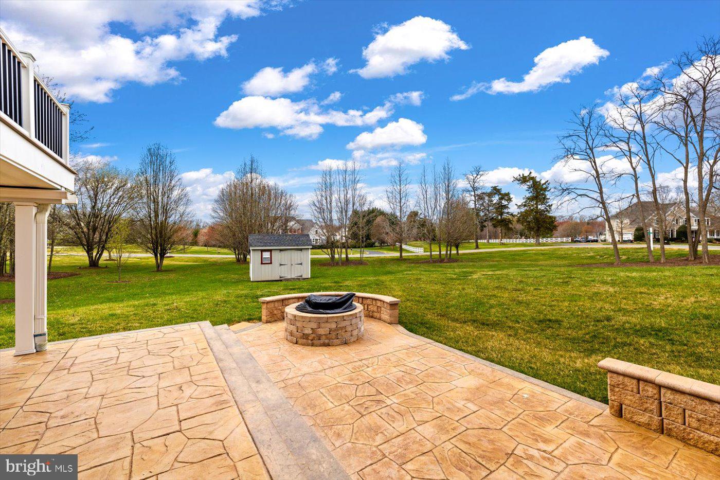 6706 Pond View Ln