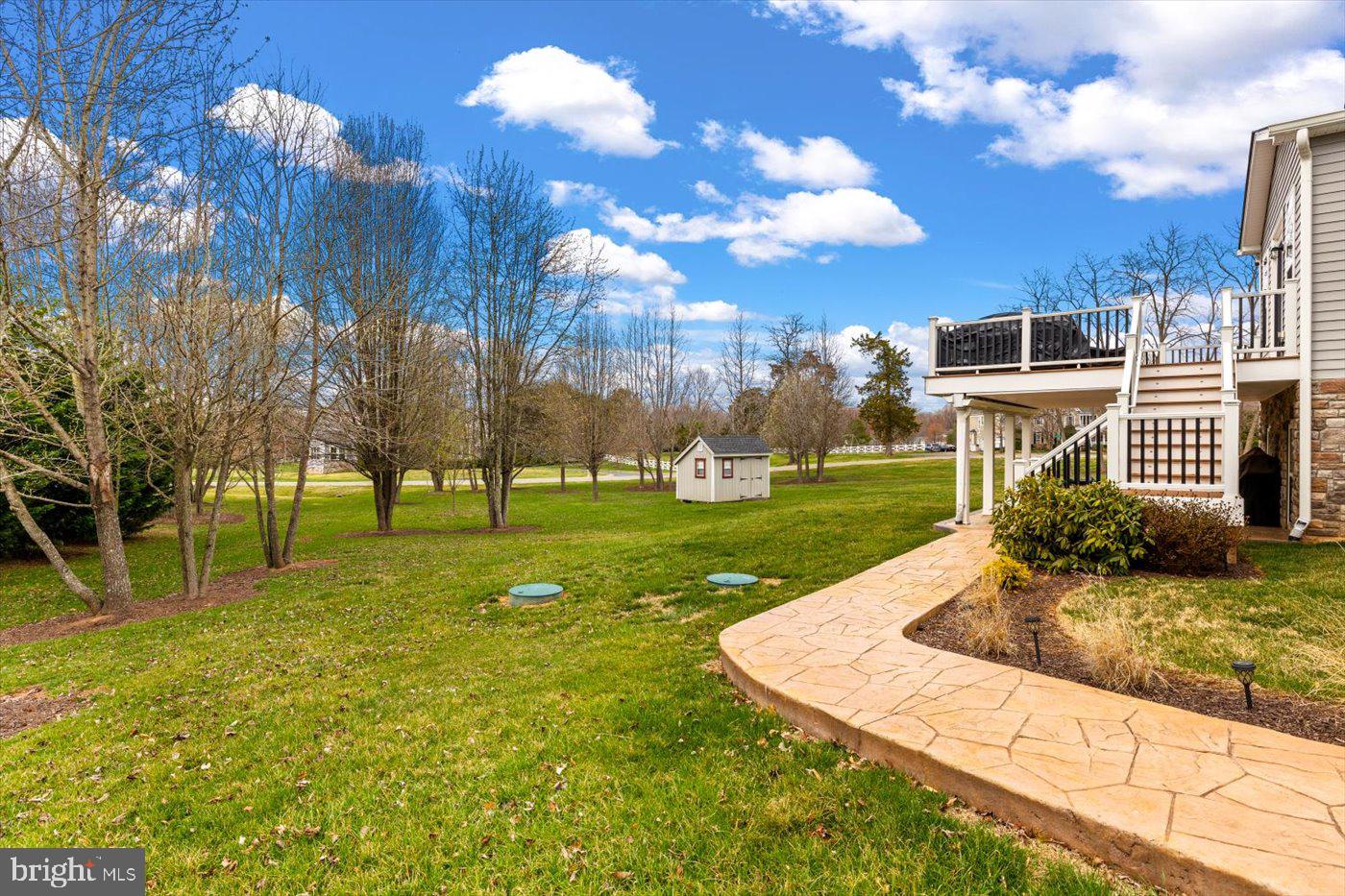 6706 Pond View Ln