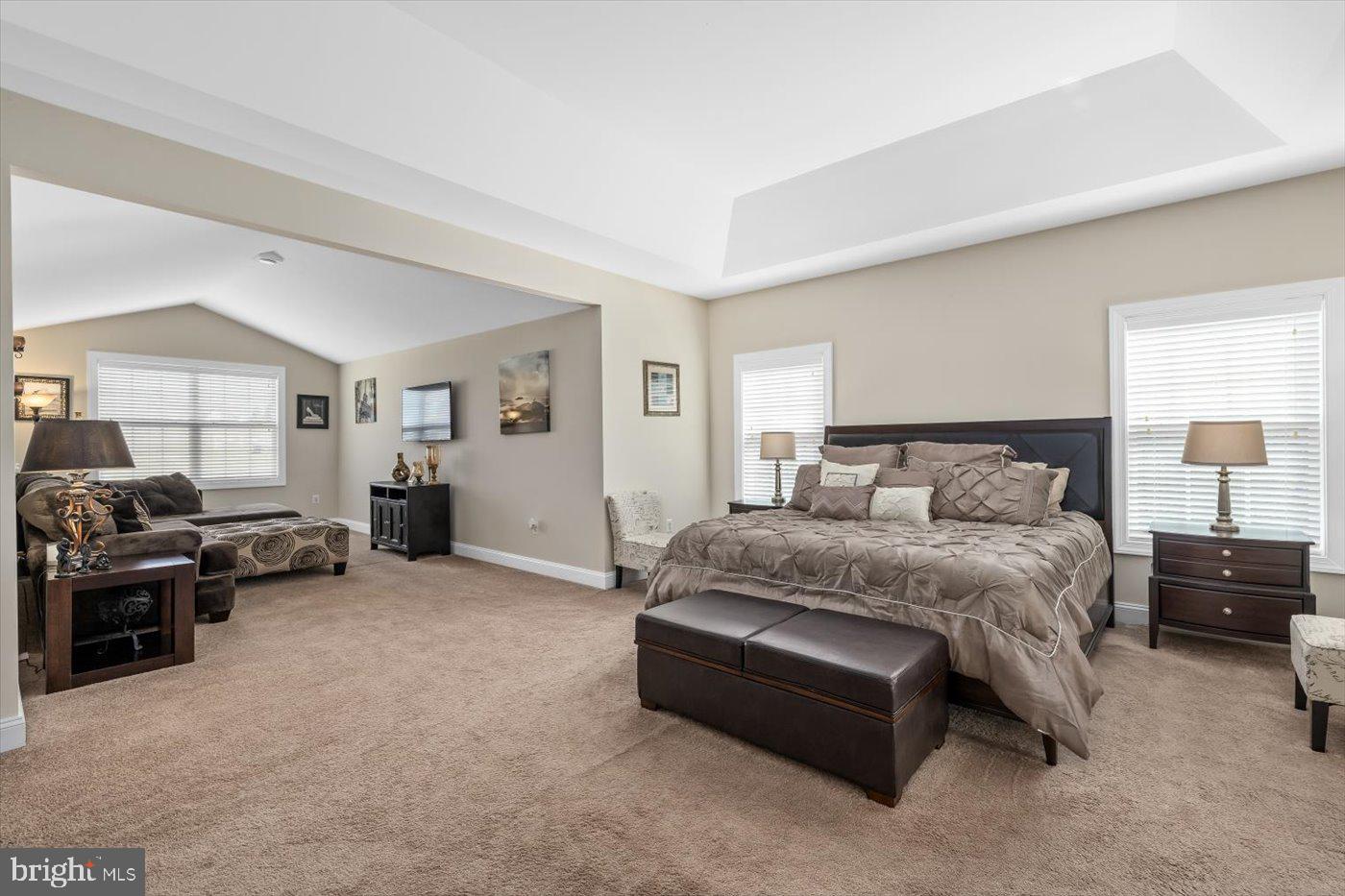 6706 Pond View Ln