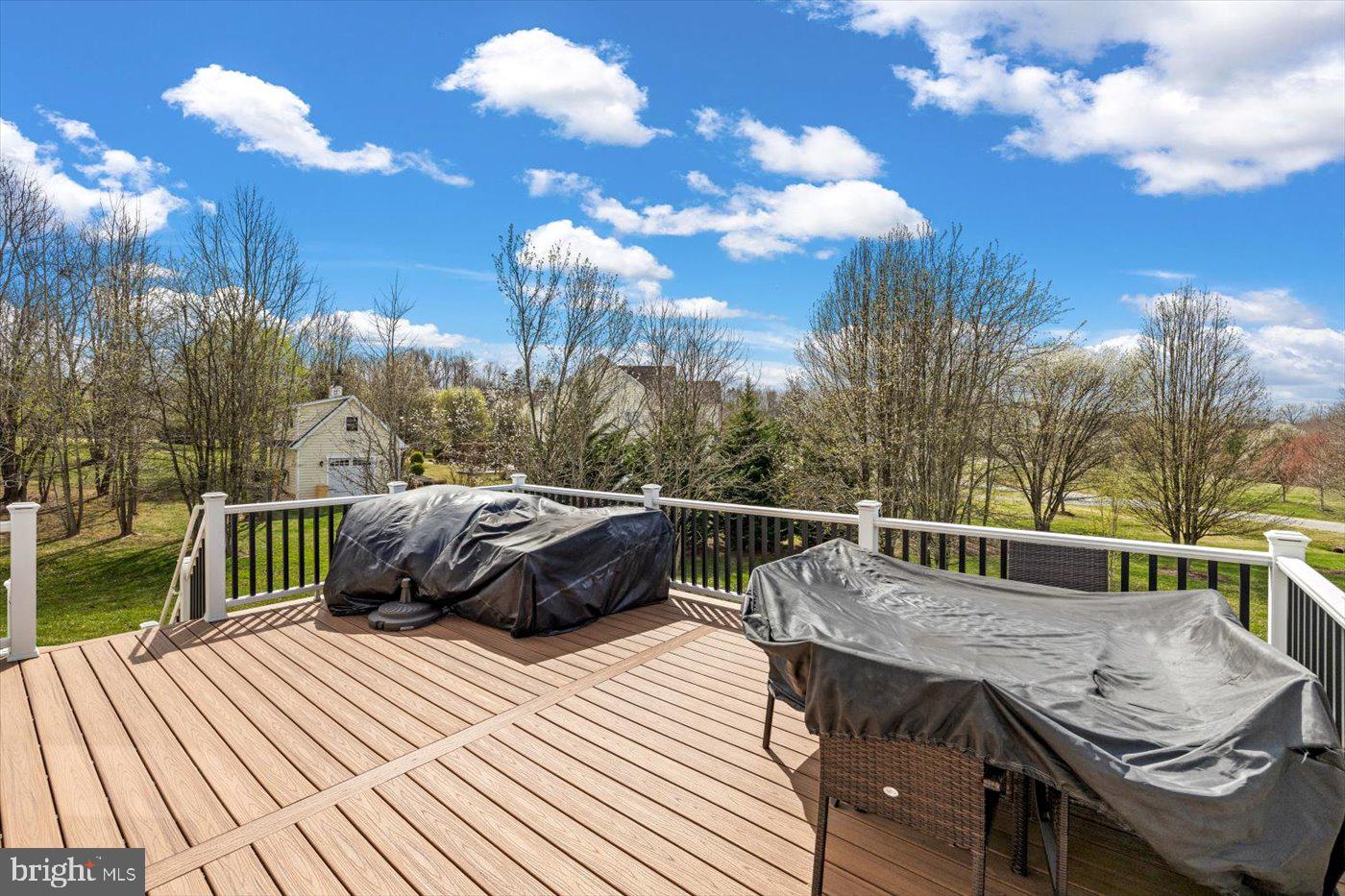 6706 Pond View Ln