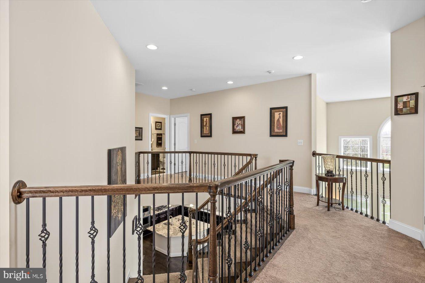 6706 Pond View Ln