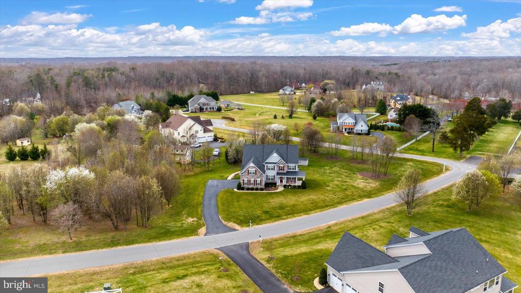 6706 Pond View Ln