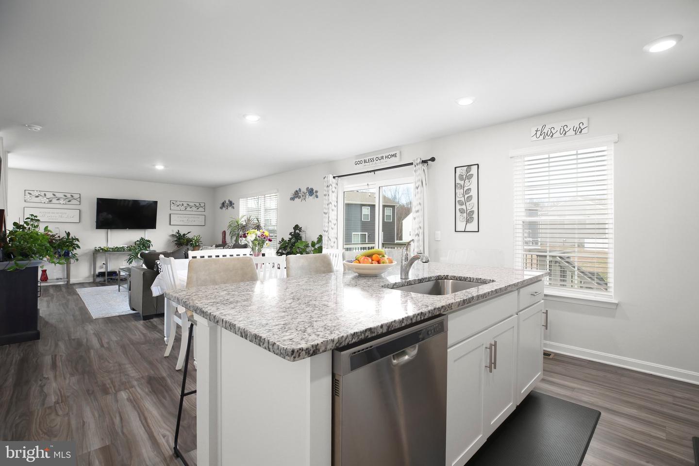 7403 Jake Ct