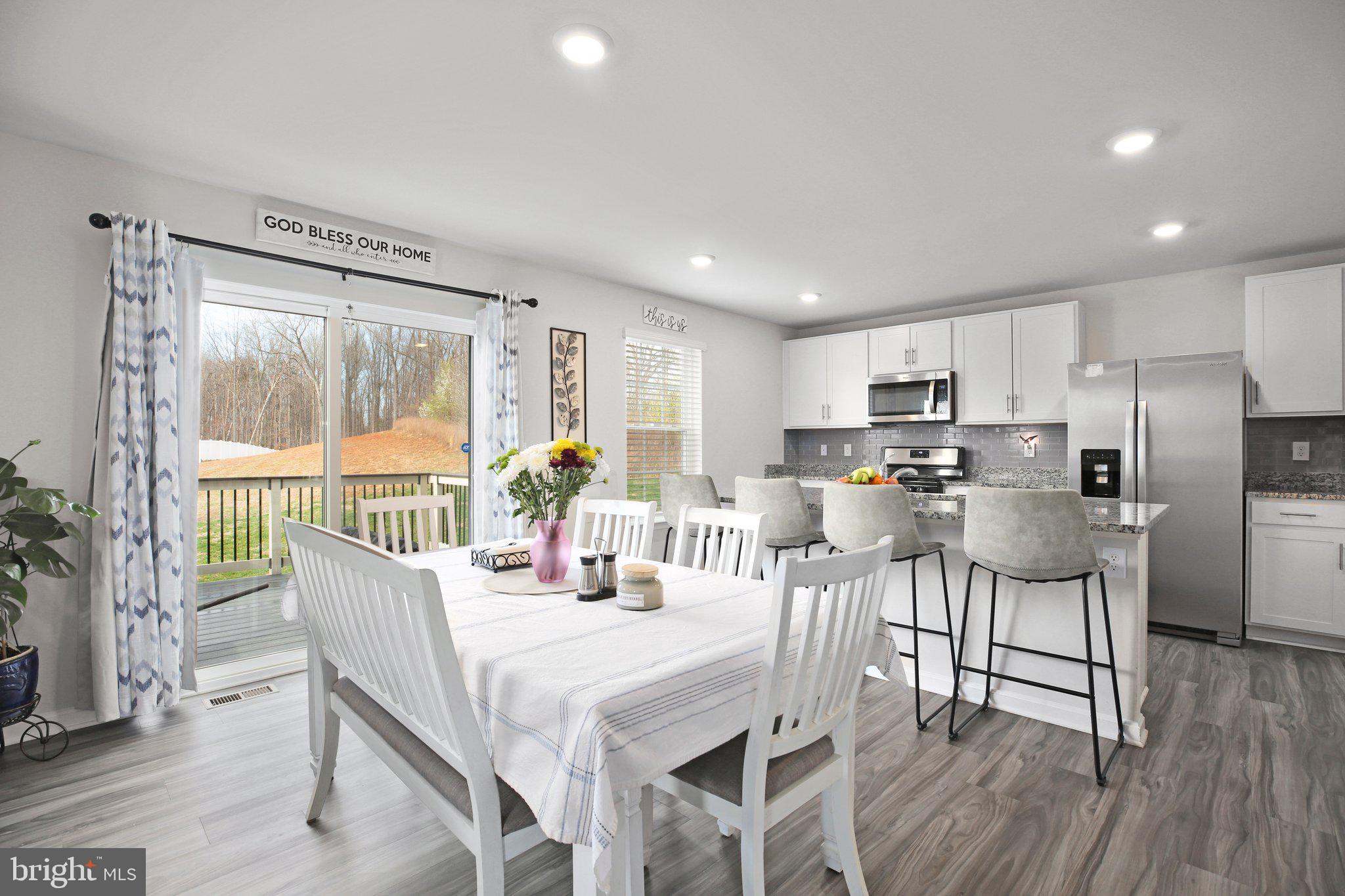 7403 Jake Ct