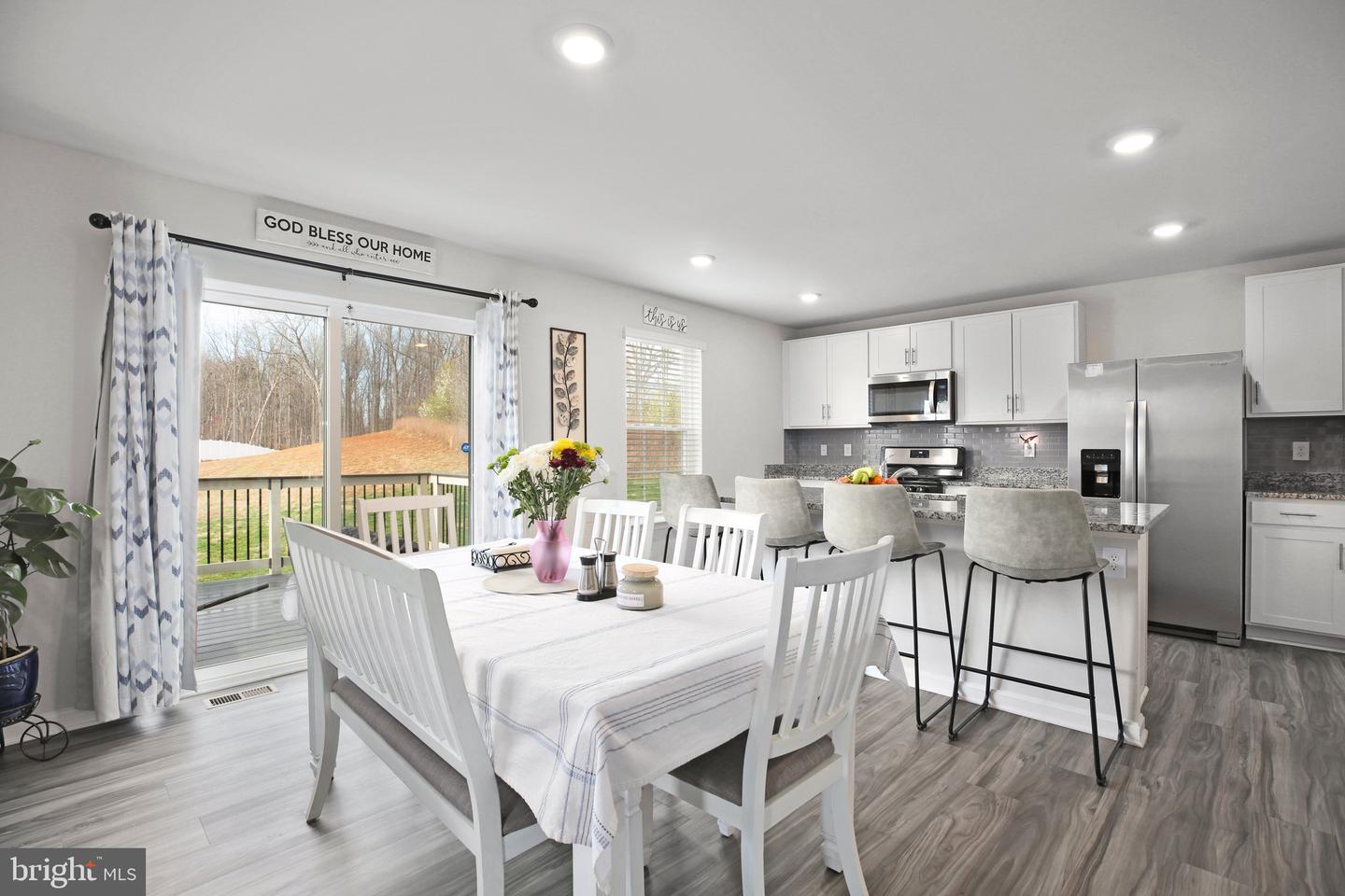 7403 Jake Ct