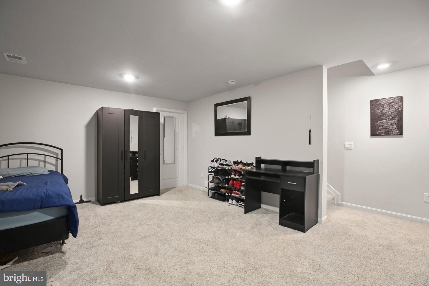7403 Jake Ct