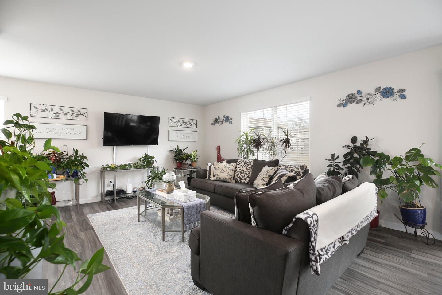 7403 Jake Ct