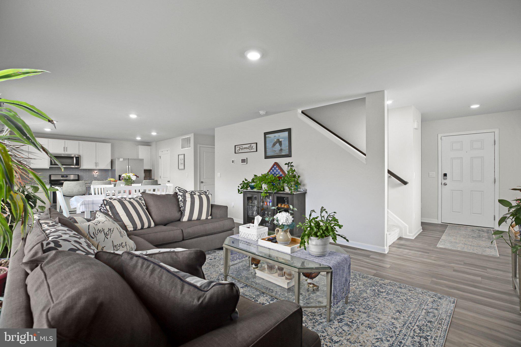 7403 Jake Ct