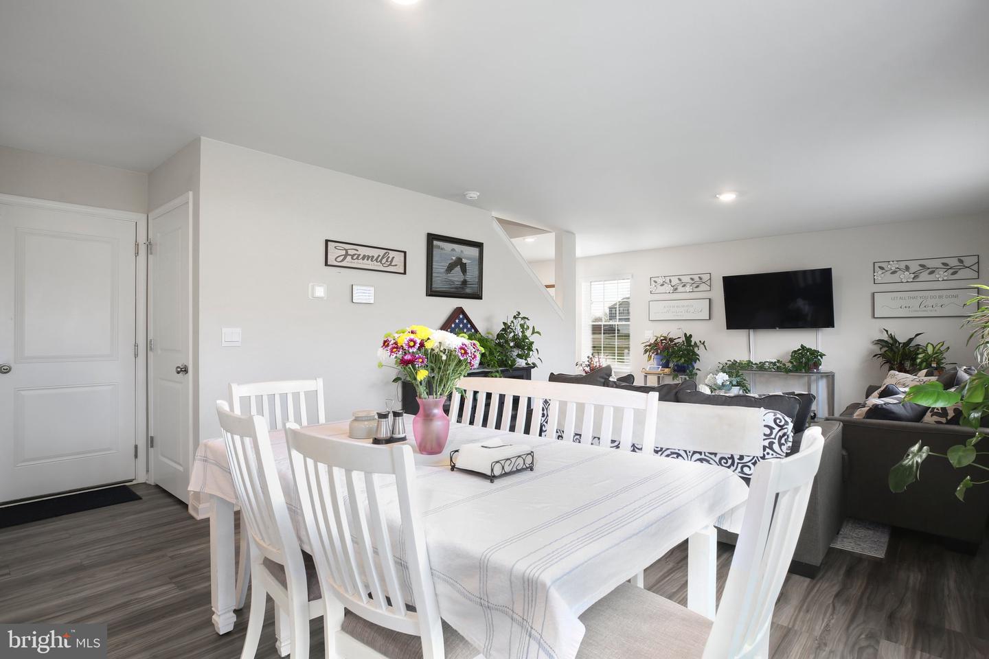 7403 Jake Ct