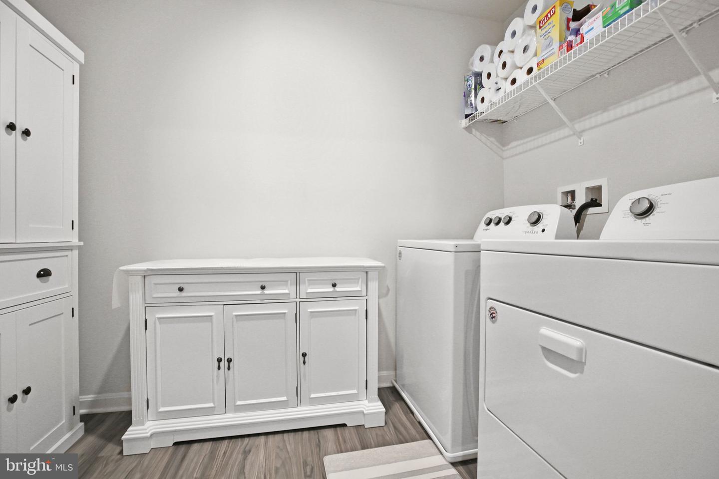 7403 Jake Ct