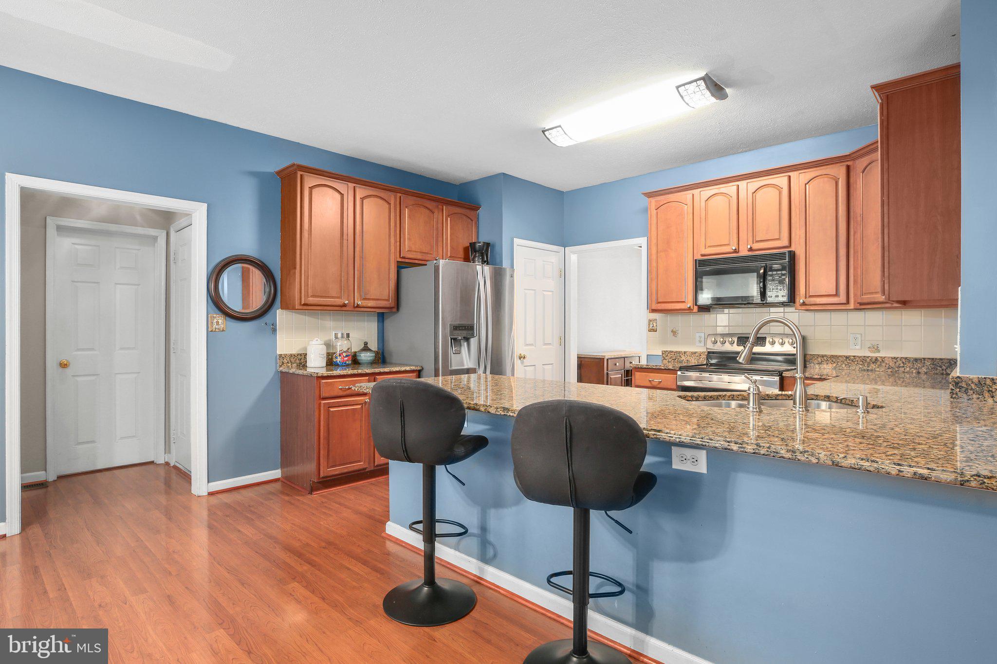 12004 Kingswood Blvd